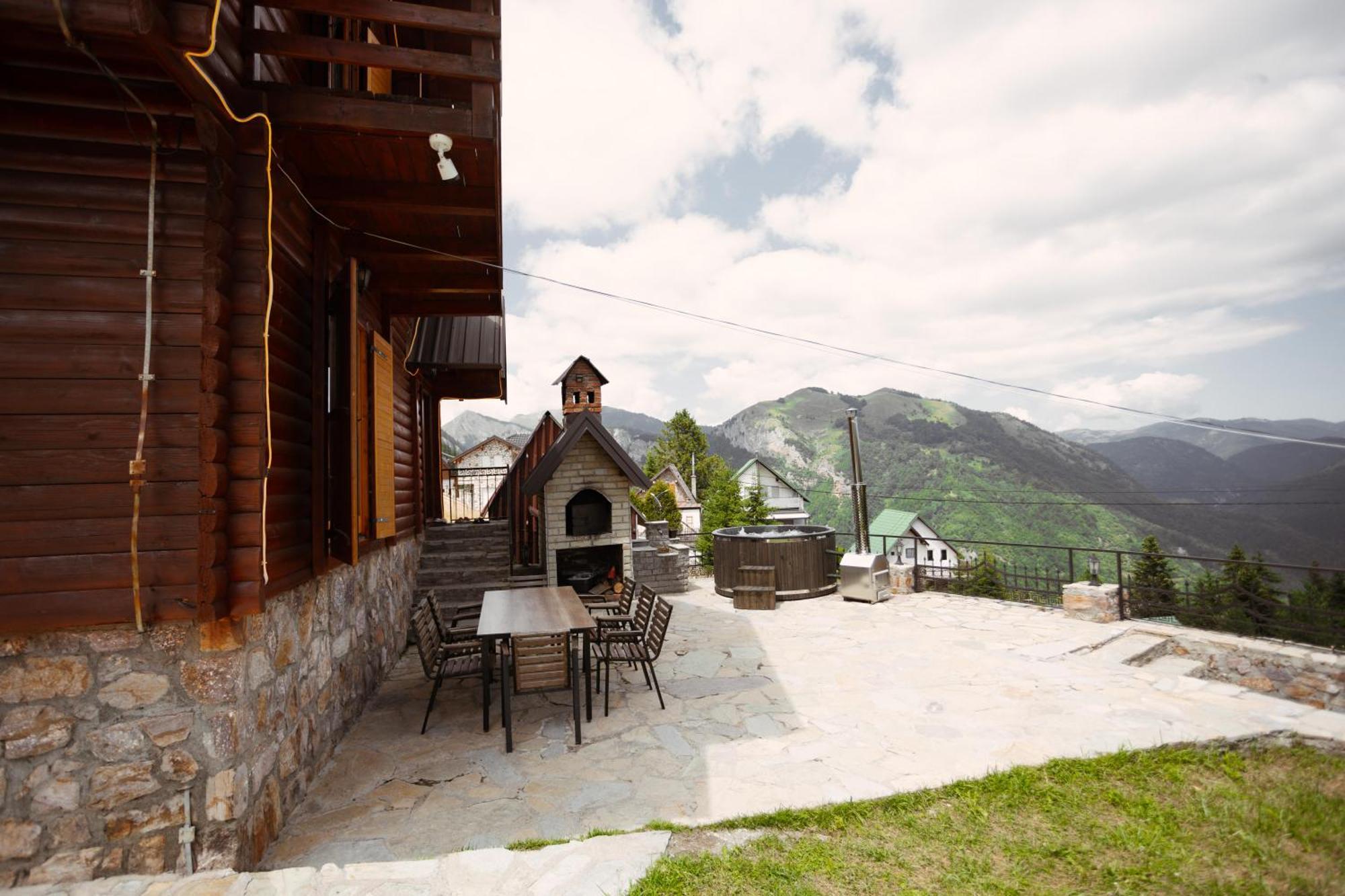 Villa Route Rugove Peje Exterior foto
